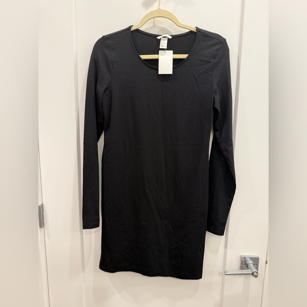 H&M Black Long-Sleeve Mini Dress Size Medium NWT
